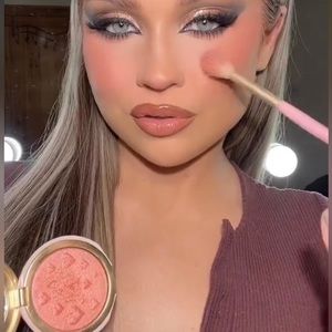 DOLL BEAUTY PRETTY FLY GLOW GETTERS BLUSHER (5G) - PEACH'D ON THE BEACH